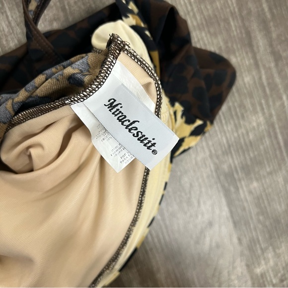 Miraclesuit V-Neck Animal Print One Piece - Picture 13 of 14